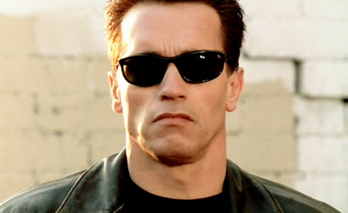 Arnold Schwarzenegger - người hùng phim The Terminator 2.