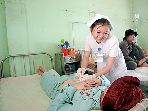 Cán bộ điều dưỡng là người không thể thiếu trong các bệnh viện. (ảnh minh hoạ)