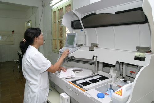 Xúc tiến nhanh liên thông kết quả xét nghiệm giữa các cơ sở y tế. Ảnh: TM