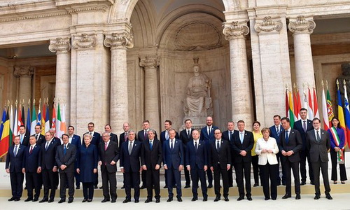27 nhà lãnh đạo EU chụp ảnh lưu niệm tại Rome ngày 25/3.