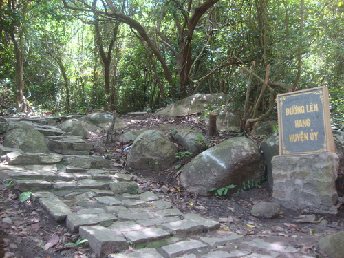 Di tích Chiến khu Minh Đạm.