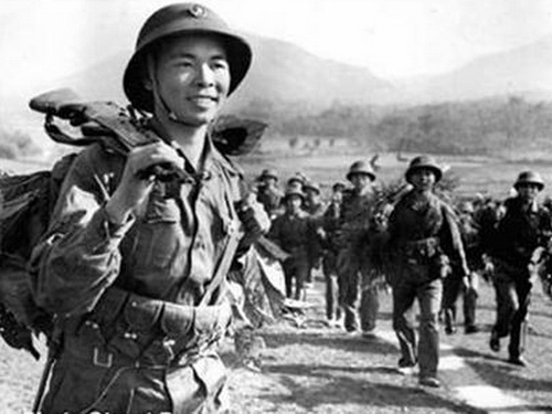 Giá của độc lập, không tính được. Chỉ biết rằng, nó chính là số phận dân tộc với những nghìn năm lịch sử, với lớp lớp con dân sinh ra, lớn lên, ngã xuống cho dân tộc ấy trường tồn. (Ảnh tư liệu)