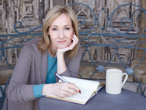 Nữ văn sĩ J. K. Rowling.