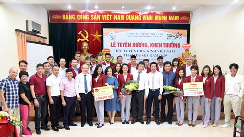 Lễ tuyên dương đội tuyển điền kinh Việt Nam.