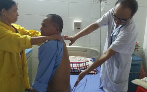 Kiểm tra sức khỏe bệnh nhân sau phương pháp phẫu thuật cột sống can thiệp tối thiểu ứng dụng hệ thống Longitude - Sextant II.