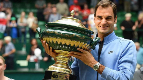 Federer có một năm 2017 quá xuất sắc dù đã lớn tuổi.