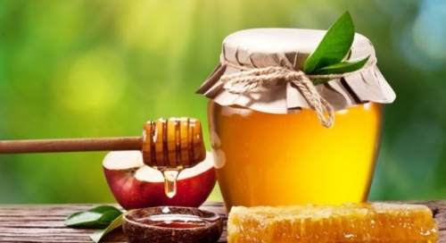 Nên dùng mật ong thay thế chất ngọt nhân tạo. Do mật ong chứa chất chống ôxy hóa, kẽm, canxi... và một số enzym quan trọng giúp loại bỏ các gốc tự do trong cơ thể.