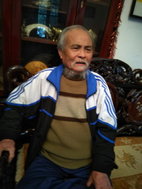 Anh hùng Đỗ Văn Trì tại nhà riêng ở Hà Nội.
