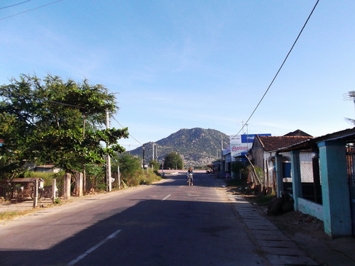 Làng Chăm đã khang trang, giàu đẹp.