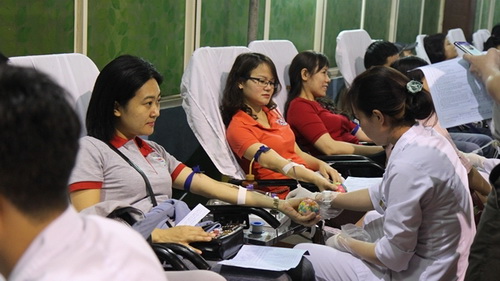 Hiến máu tình nguyện tại BV Nhi TW.