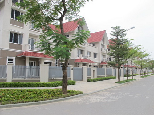 Chính phủ chưa xem xét đề xuất dự án Luật Thuế tài sản. Chính phủ chưa xem xét đề xuất dự án Luật Thuế tài sản.