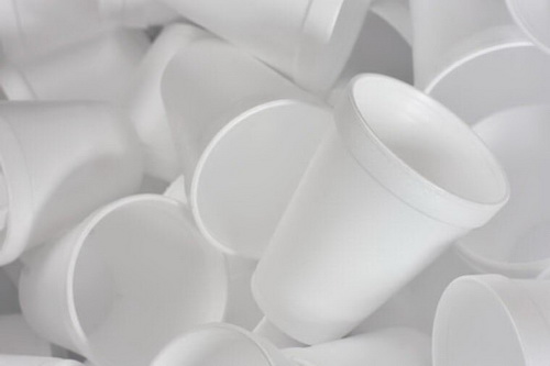 Cốc xốp chứa styrene là một chất gây ung thư đã được biết đến rộng rãi.