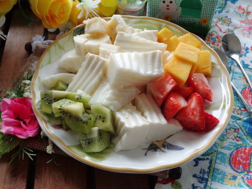 Sữa chua dẻo... và những biến tấu ngon lành thú vị.