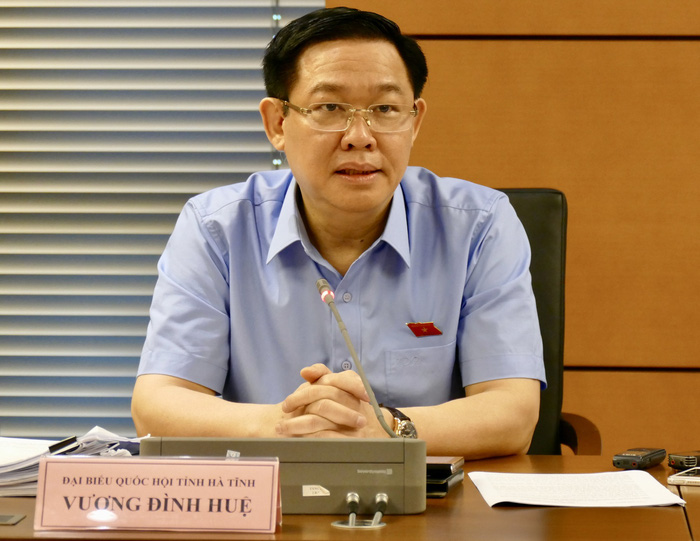 Phó Thủ tướng Vương Đình Huệ phát biểu tại phiên thảo luận.