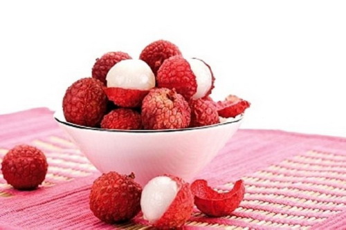Vải rất ngon và nhiều lợi ích nhưng chỉ nên ăn với số lượng nhất định.