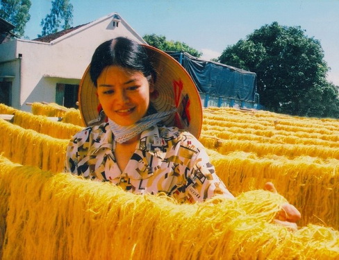 Tơ tằm Vọng Nguyệt nức tiếng nghề cổ xưa.