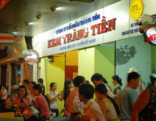 Kem Tràng Tiền vẫn giữ được hương vị truyền thống của mình.