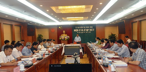 Phiên họp thứ 27 của UBKT Trung ương. Phiên họp thứ 27 của UBKT Trung ương.