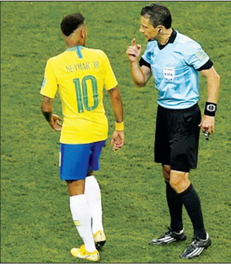 Neymar không đáp ứng được sự trông đợi của người hâm mộ.