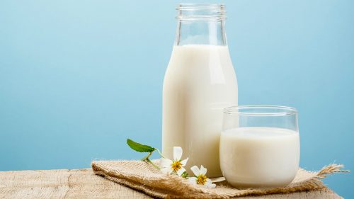 Bệnh nhân bỏng bị mất nước và protein nên sữa cung cấp thêm năng lượng, nước cũng như các dưỡng chất cần thiết giúp mau lành vết bỏng.