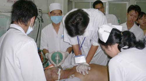 Cấp cứu một trường hợp sốc phản vệ.
