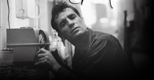 Jack Kerouac qua đời năm 47 tuổi vì nghiện amphetamin.