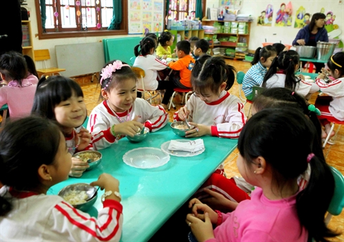 Hà Nội tiếp tục siết chặt truy suất nguồn gốc thực phẩm vào trường học.         (Ảnh minh họa)