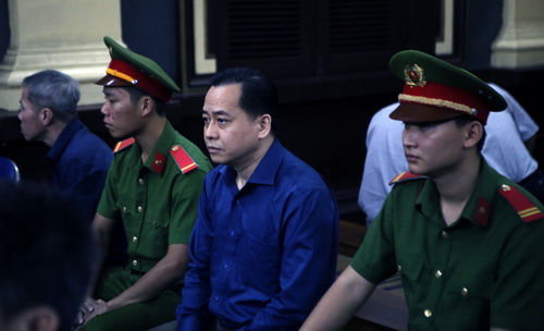 Bị cáo Phan Văn Anh Vũ tại tòa.