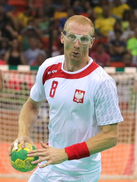 Karol Bielecki (VĐV bóng ném, Ba Lan) mất một mắt cùng đồng đội đoạt HCĐ giải Vô địch Thế giới.