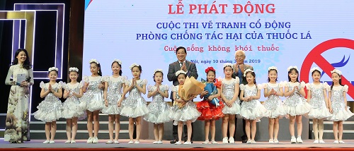 Cuộc thi Vẽ tranh cổ động phòng chống tác hại của thuốc lá.
