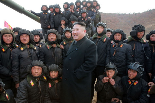 Nhà lãnh đạo Triều Tiên Kim Jong-Un cam kết sẽ phát triển kinh tế.