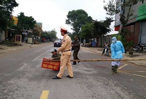 Các địa phương cần tăng cường chốt kiểm tra liên ngành phòng chống dịch.