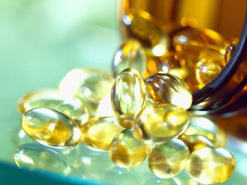 Vitamin tan trong dầu dễ tích lũy trong cơ thể gây độc.