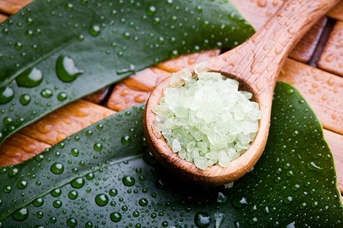 Muối Epsom là một loại muối đắng thường được sử dụng để thanh lọc cơ thể.