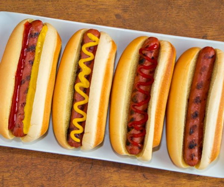 Hot dog có thể gây ung thư đại trực tràng.