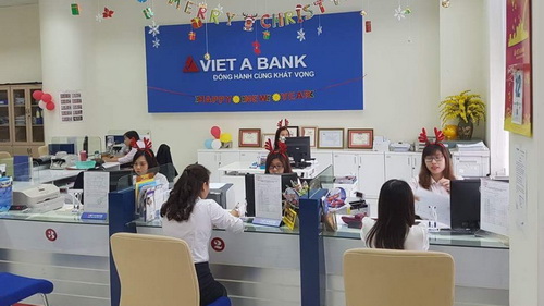 Việc gửi tiền tại ngân hàng cần phải được kiểm soát chặt hơn nữa.