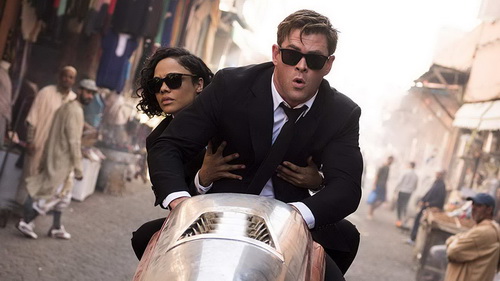 Một cảnh trong phim Men In Black 2019.