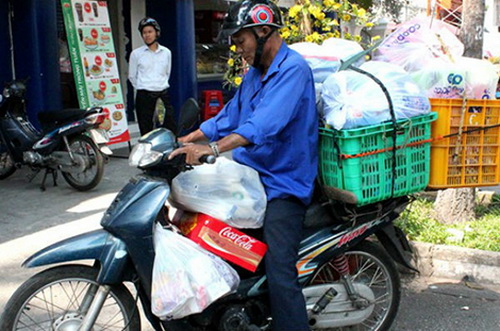 Nghề shipper lắm gian nan.