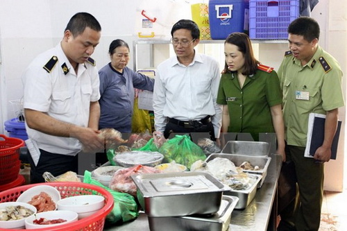 Các đoàn kiểm tra Trung ương và địa phương sẽ ráo riết thanh kiểm tra ATTP dịp Tết Nguyên đán.