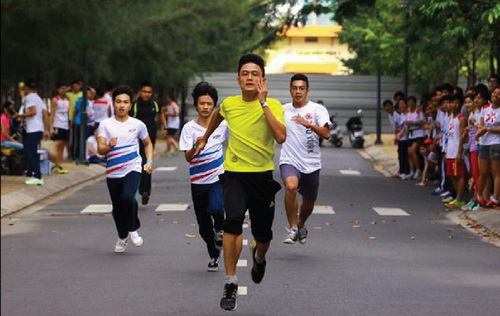 Vận động thể lực giúp phát triển chiều cao, tăng cường thể lực, phòng ngừa thừa cân béo phì, đái tháo đường.