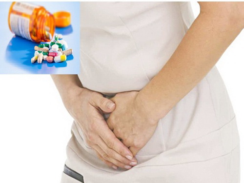 Cảnh giác với triệu chứng táo bón khi dùng thuốc.