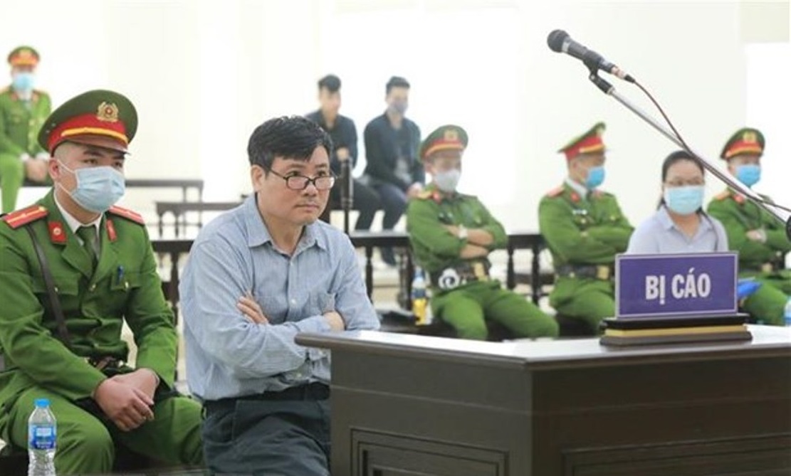Bị can Trương Duy Nhất tại phiên xét xử. Ảnh: TTX