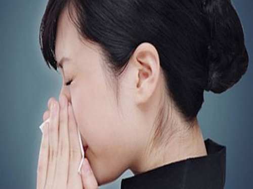 Viêm mũi dị ứng là bệnh không lây nhiễm. Viêm mũi dị ứng là bệnh không lây nhiễm.
