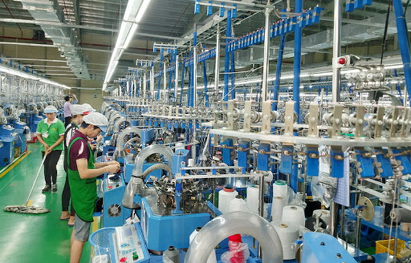 NHNN sẵn sàng tăng hạn mức tín dụng để hỗ trợ tăng trưởng kinh tế và kiểm soát lạm phát.