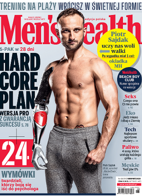 Piotr Sajdak trên trang bìa tạp chí Men’s Health, số tháng 8/2020 phiên bản Ba Lan.