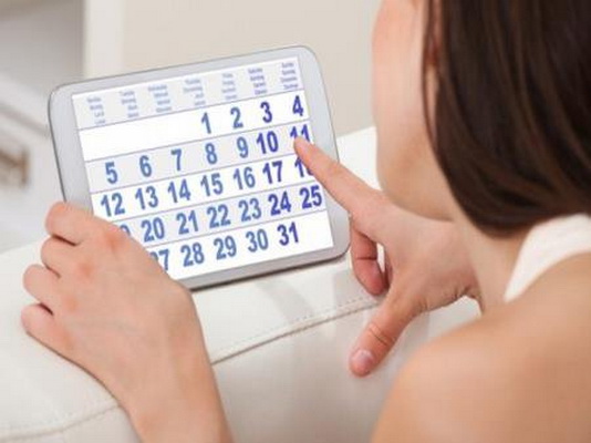 Nên theo dõi chu kỳ kinh nguyệt thường xuyên.
