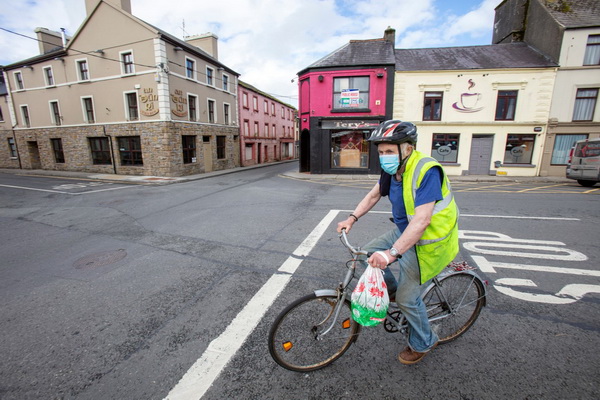 Ireland- quốc gia châu Âu đầu tiên tuyên bố đóng cửa 6 tuần phòng dịch COVID-19.