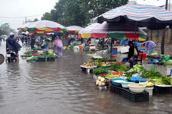 5 nguyên tắc bảo đảm an toàn thực phẩm mùa bão lụt