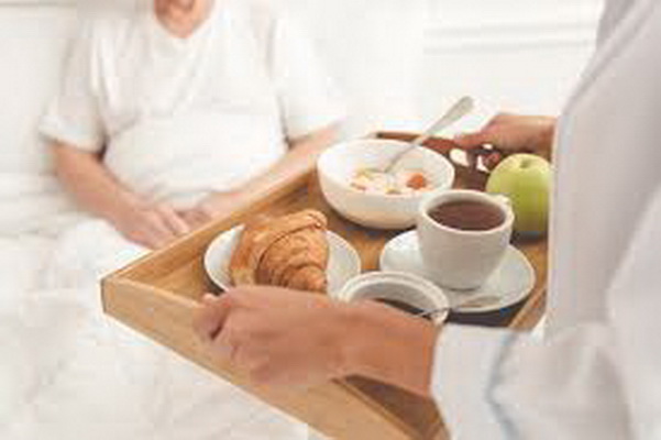 Dinh dưỡng và chăm sóc giảm nhẹ ngày càng cần thiết trong quá trình điều trị bệnh nhân ung thư.