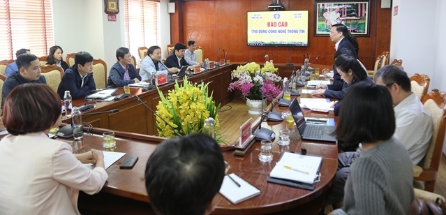 Đoàn công tác của Cục CNTT làm việc với Sở Y tế và BVĐK tỉnh Phú Thọ.